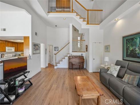 21081  Calle De Paseo  , Lake Forest, CA