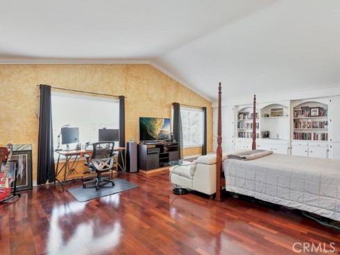 25152  Mammoth   Circle, Lake Forest, CA