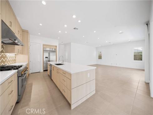 360 Riverbend , Lake Forest, CA