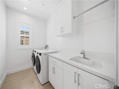 360 Riverbend , Lake Forest, CA