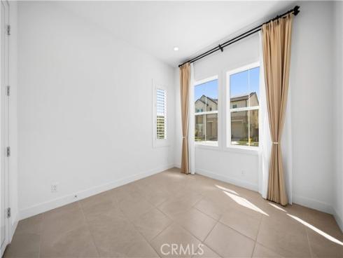 360 Riverbend , Lake Forest, CA