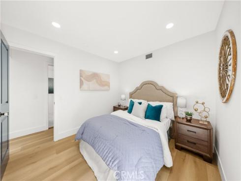 25011  Mammoth   Circle, Lake Forest, CA