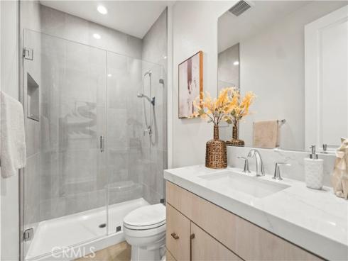 251 Brackens , Lake Forest, CA