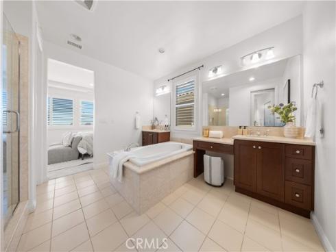 14  Snowberry  , Lake Forest, CA