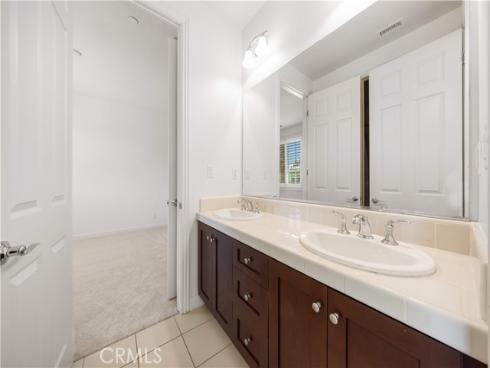 14  Snowberry  , Lake Forest, CA