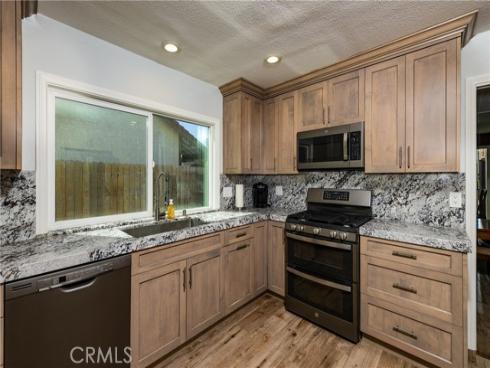 21992  Hoi   Circle, Lake Forest, CA