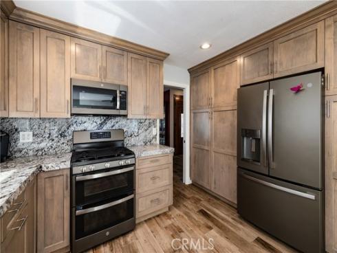 21992  Hoi   Circle, Lake Forest, CA