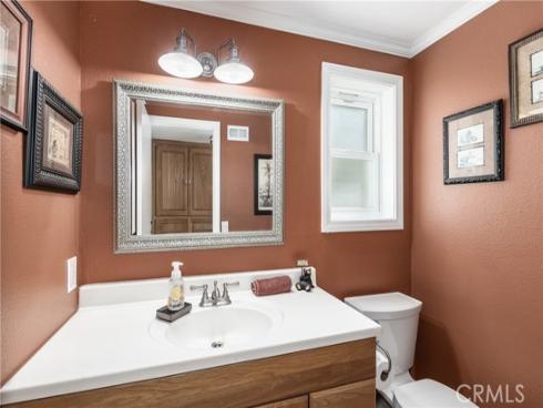 21992  Hoi   Circle, Lake Forest, CA