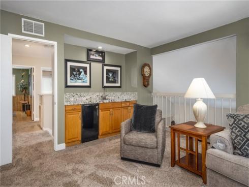 21992  Hoi   Circle, Lake Forest, CA