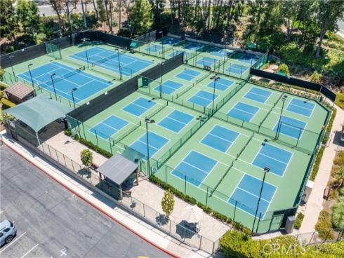 21992  Hoi   Circle, Lake Forest, CA