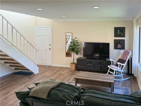 25885  Trabuco  33  Road, Lake Forest, CA