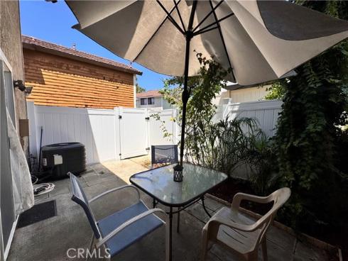 25885  Trabuco  33  Road, Lake Forest, CA