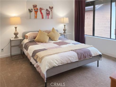 25885  Trabuco  33  Road, Lake Forest, CA