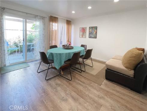 25885  Trabuco  33  Road, Lake Forest, CA