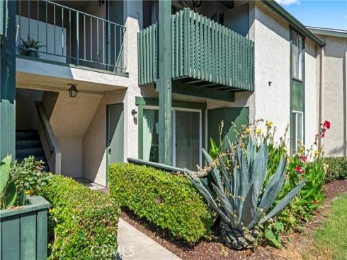 23214  Orange  7  Avenue, Lake Forest, CA