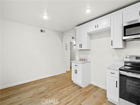 23214  Orange  7  Avenue, Lake Forest, CA