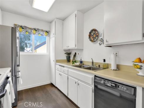 26058  Serrano  87  Court, Lake Forest, CA