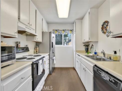 26058  Serrano  87  Court, Lake Forest, CA