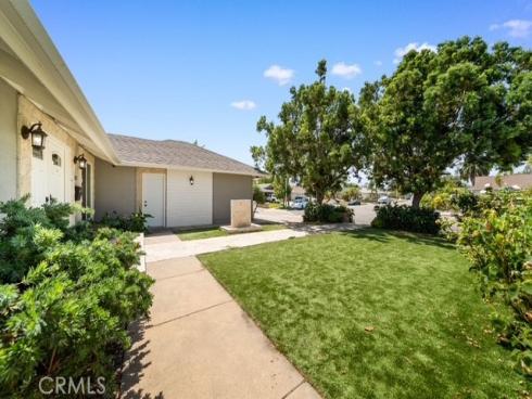 24252  Palmek   Circle, Lake Forest, CA