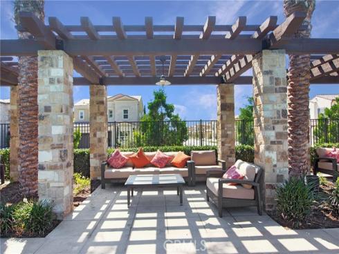 54  Clover  , Lake Forest, CA