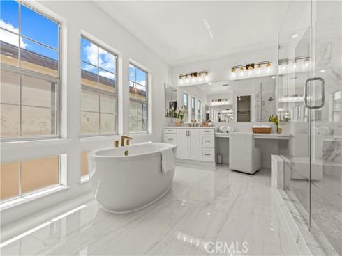 1186  Viejo Hills Dr  , Lake Forest, CA