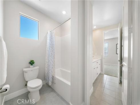 671  Pelion  , Lake Forest, CA