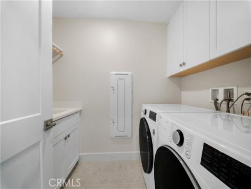 671  Pelion  , Lake Forest, CA