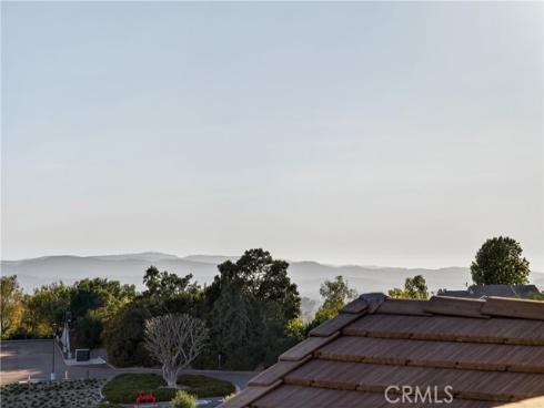 671  Pelion  , Lake Forest, CA