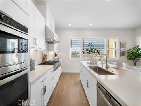 671  Pelion  , Lake Forest, CA