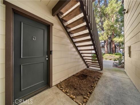 20702  El Toro  325  Road, Lake Forest, CA