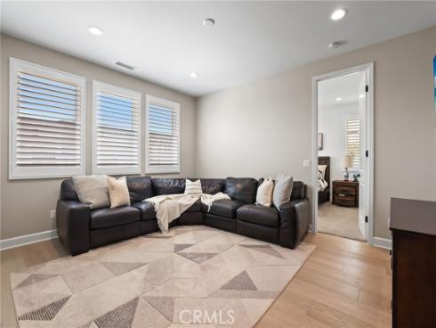 12  Lontano  , Lake Forest, CA