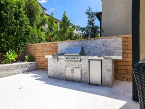 12  Lontano  , Lake Forest, CA