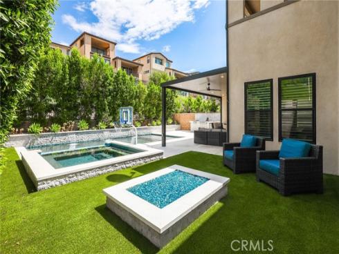 12  Lontano  , Lake Forest, CA