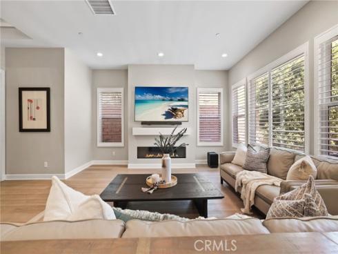 12  Lontano  , Lake Forest, CA