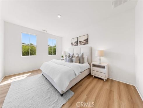 81  Savannah  , Lake Forest, CA