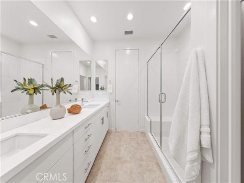 81  Savannah  , Lake Forest, CA