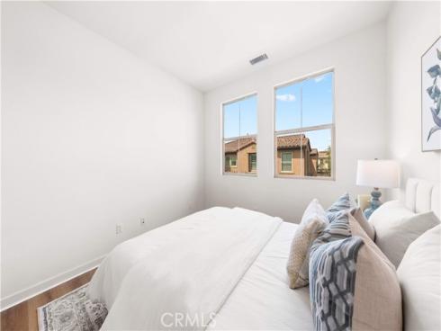 81  Savannah  , Lake Forest, CA