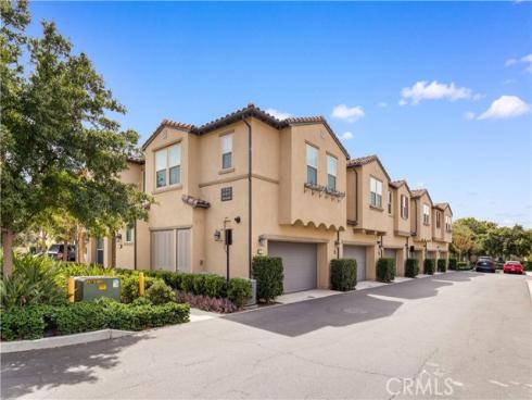 81  Savannah  , Lake Forest, CA