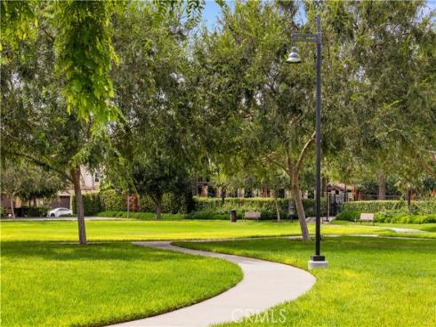 81  Savannah  , Lake Forest, CA