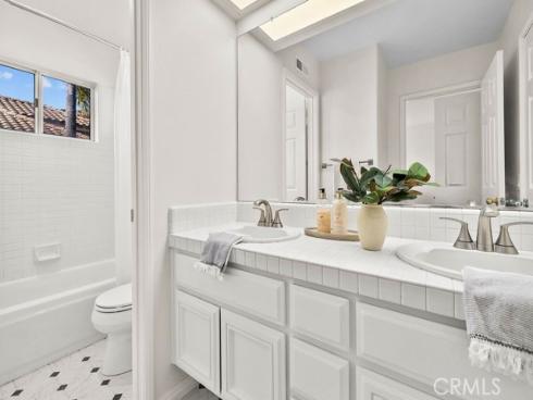 7 pandale , Lake Forest, CA