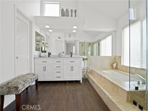 28  Bonita Vista  , Lake Forest, CA