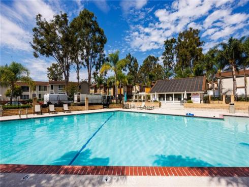 25885  Trabuco  206  Road, Lake Forest, CA