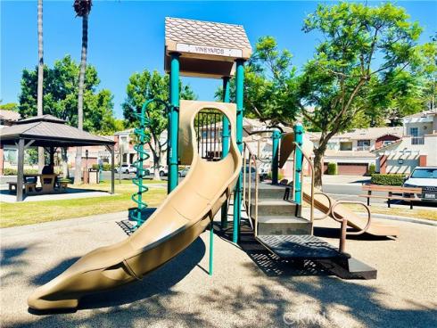 56  Anacapa Court  130 , Lake Forest, CA