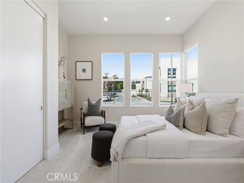 130  Paddlewheel  , Lake Forest, CA