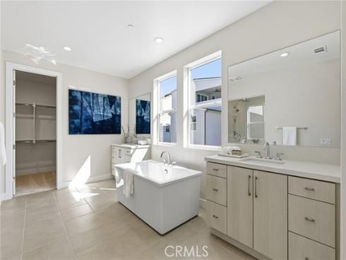 130  Paddlewheel  , Lake Forest, CA