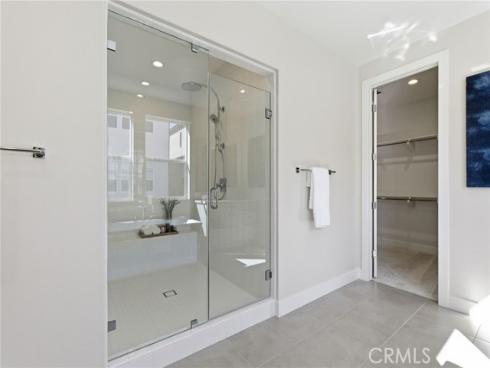 130  Paddlewheel  , Lake Forest, CA