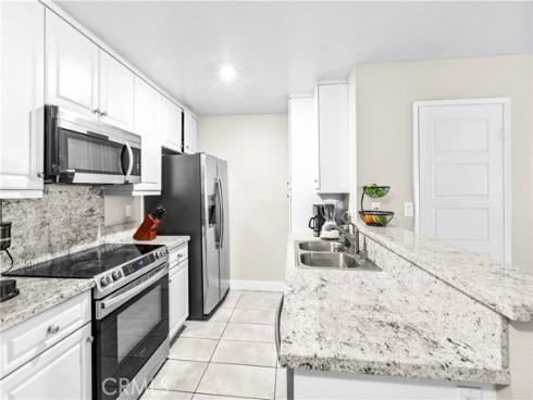 23220  Orange  9 , Lake Forest, CA