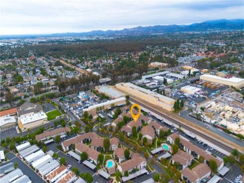 23220  Orange  9 , Lake Forest, CA