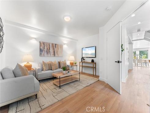 21886  Winnebago  , Lake Forest, CA