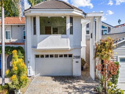 21886  Winnebago  , Lake Forest, CA